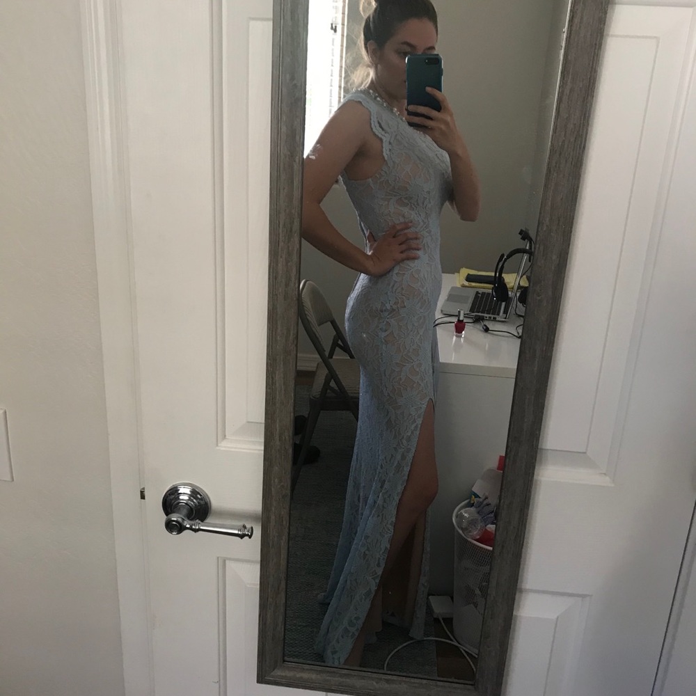 A beautiful prom dress, that was never worn